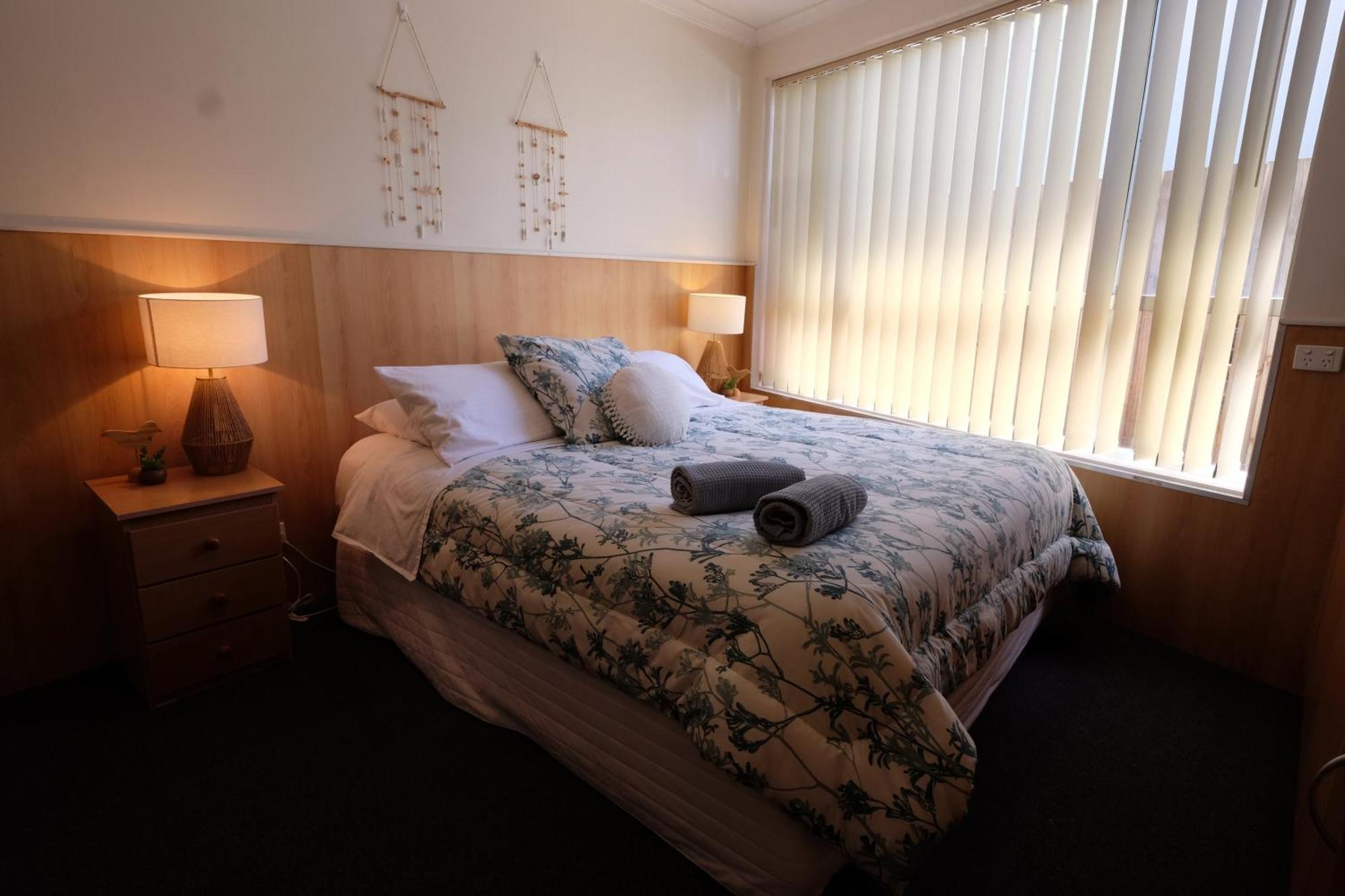 Bamboo Motor Inn Lakes Entrance Exterior foto