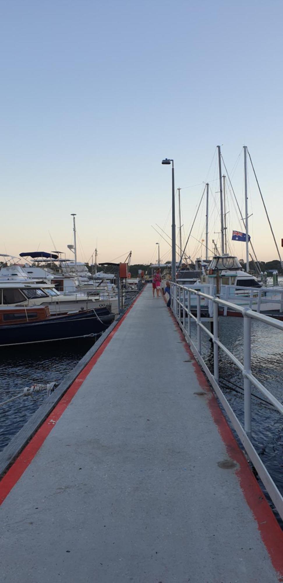 Bamboo Motor Inn Lakes Entrance Exterior foto